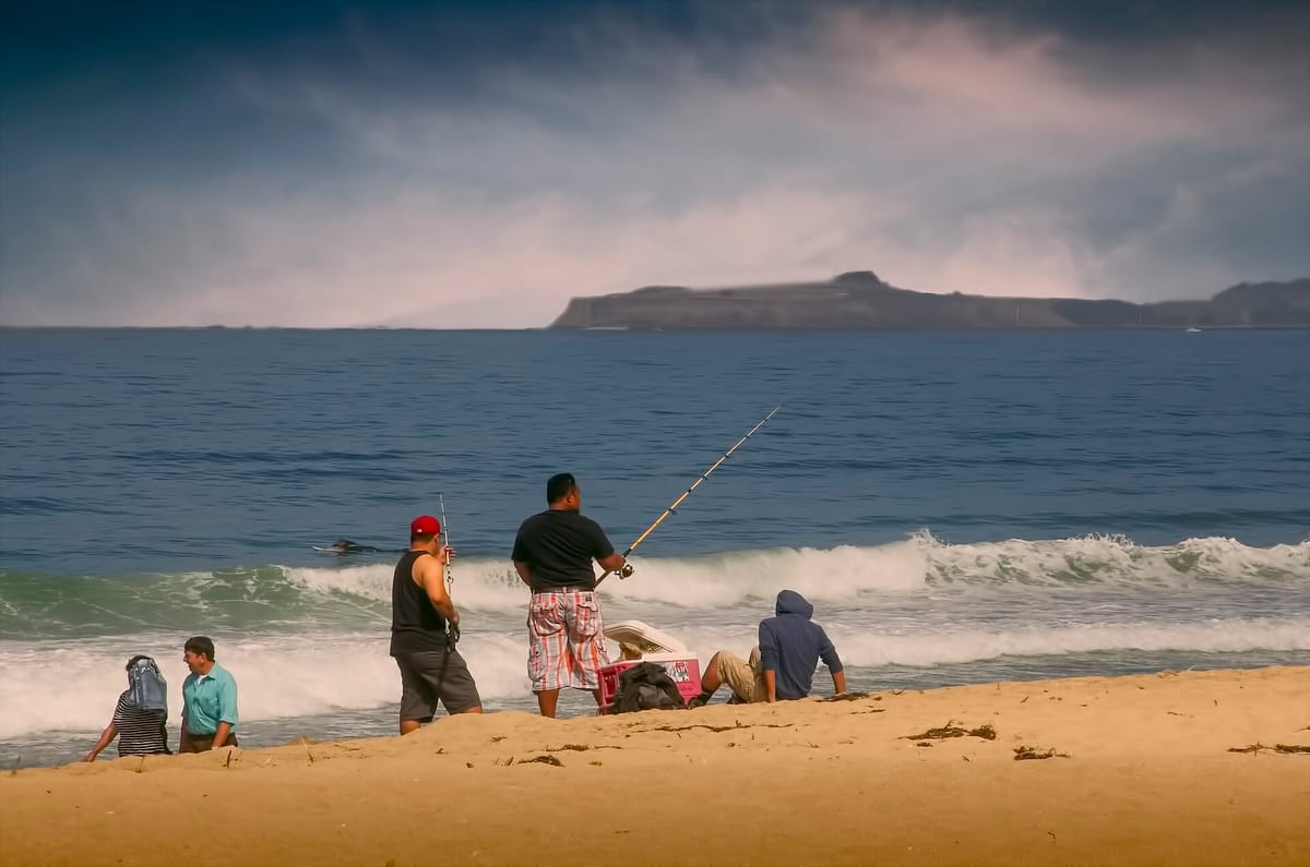 Fishing in Half Moon Bay (42688611802)