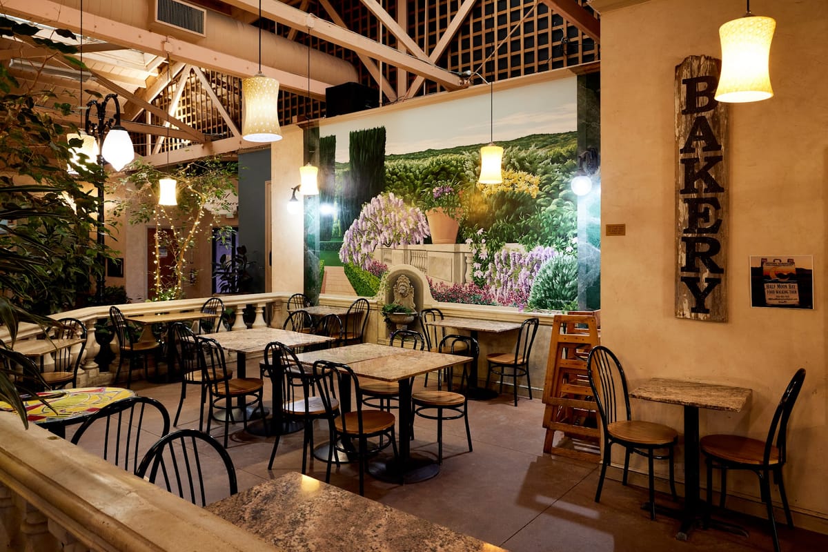 Moonside Bakery & Cafe
