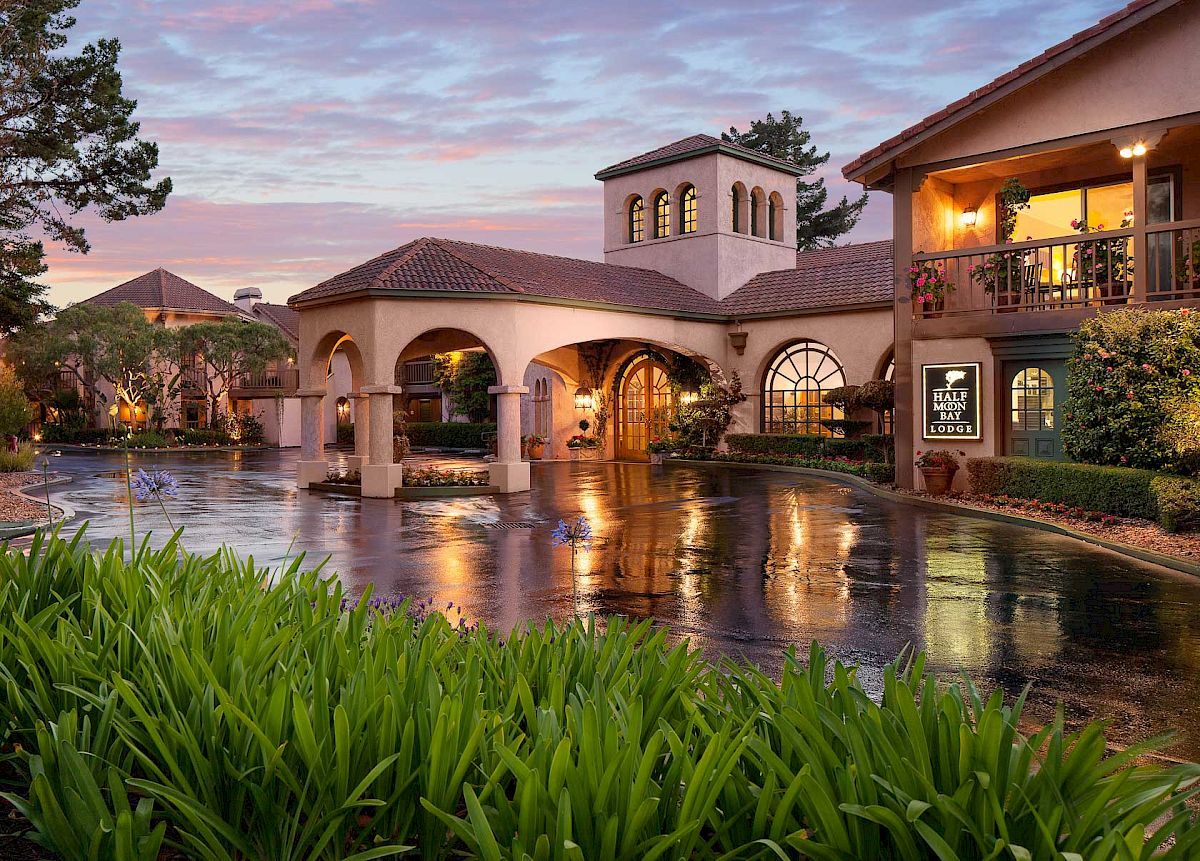 Half Moon Bay Lodge